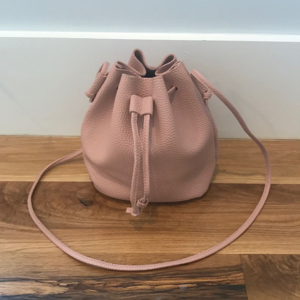 Pink bucket bag